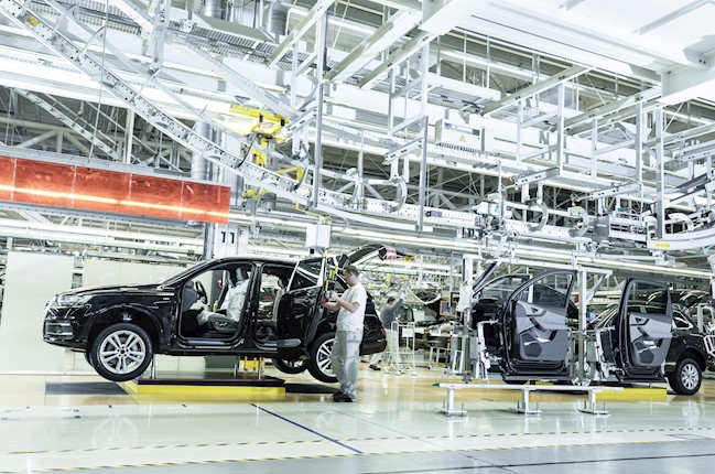 La producción de vehículos en España vuelve a bajar en octubre y acumula un descenso del 25% este año