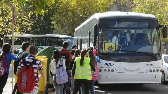 Tráfico inicia este lunes una campaña de vigilancia y control de transporte escolar y de menores