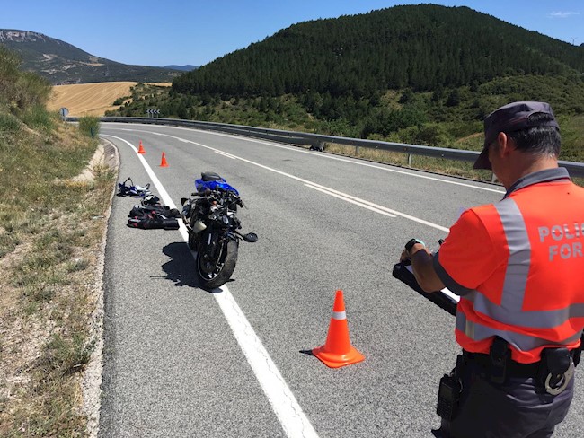 El CMC presenta las especificaciones técnicas para hacer las motocicletas más seguras