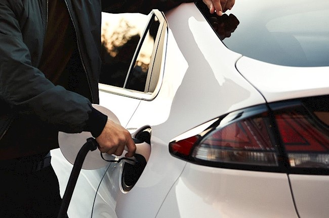 El Gobierno buscará proyectos en movilidad eléctrica para invertir los 1.100 millones de fondos europeos