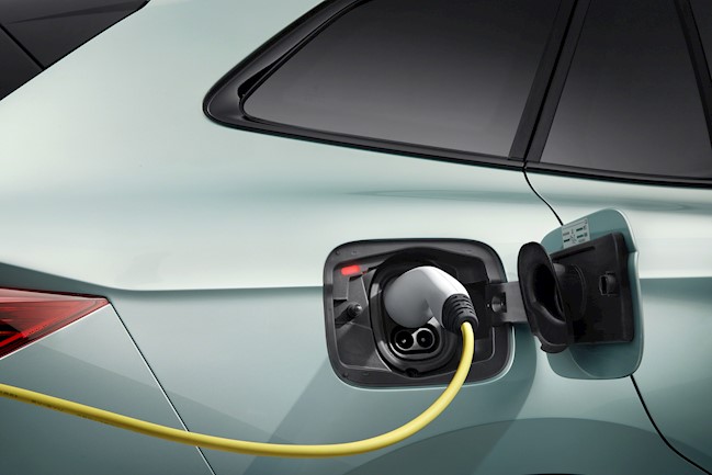 Las ventas de vehículos eléctricos se disparan un 64% en 2020, pese a la caída del 32% del mercado