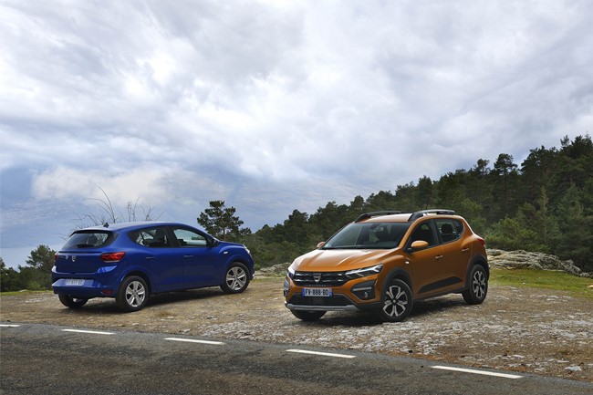 Dacia se alza como líder del mercado particular en España en 2020 y lanzará este año su primer eléctrico