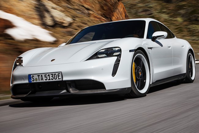 Porsche amplía su gama de deportivos eléctricos con la cuarta variante del Taycan