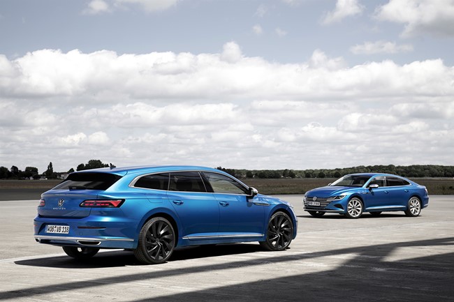 Volkswagen lanza la versión híbrida enchufable del Arteon, con hasta 59 kilómetros de autonomía 'cero'