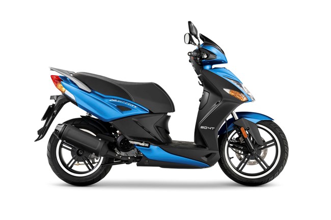 Kymco lanza en España la nueva versión de Agility City 50, con un motor más eficiente y de bajo consumo