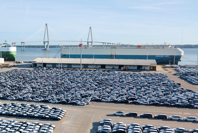 El automóvil duplica su superávit comercial en 2020, con 8.119 millones