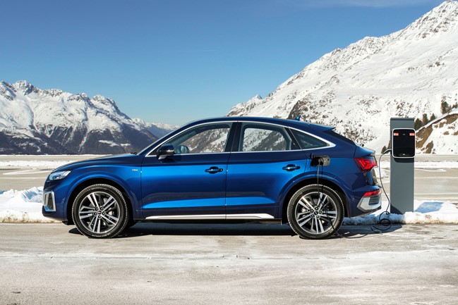 Audi amplía la autonomía eléctrica de sus Q5, A6 y A7 híbridos enchufables con hasta 73 kilómetros