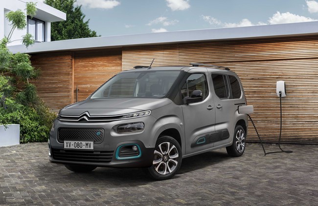 El nuevo ë-Berlingo, fabricado en Vigo, se ofrece con una nueva instrumentación digital de 10 pulgadas