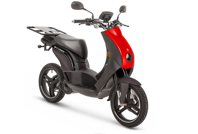 Peugeot Motocycles lanza en España la versión profesional de su scooter eléctrico e-Ludix