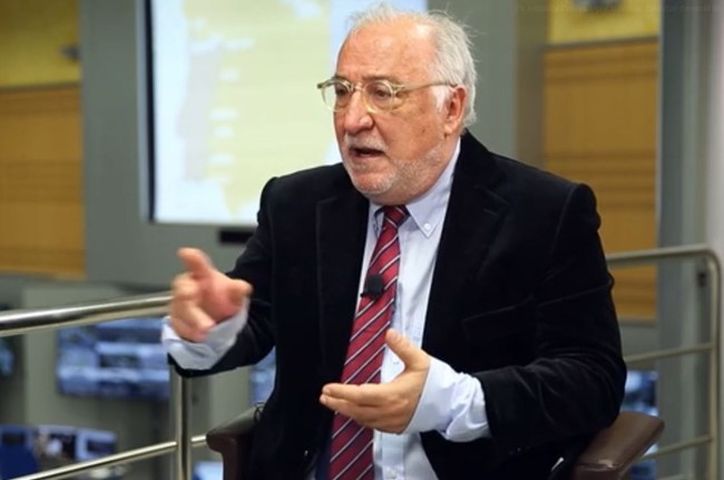 DGT dice que el cambio en las etiquetas ambientales no tendrá efectos "retroactivos" y será consensuado