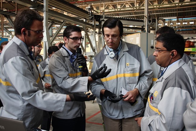 UGT, satisfecha por el nuevo convenio de Renault, avalado "prácticamente por el 100% de los empleados"