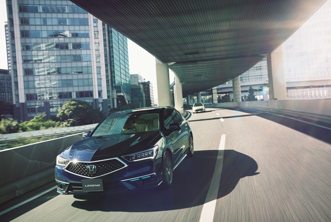 Honda introducirá un sistema de seguridad de conducción autónoma para el Legend Hybrid EX