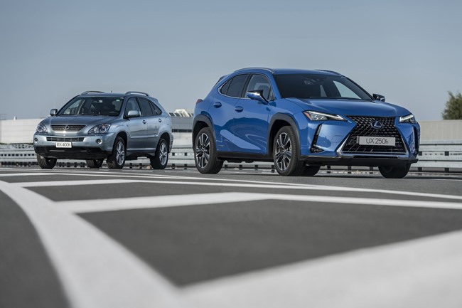 Lexus destaca el bajo centro de gravedad del UX 250h, que le permite un mejor rendimiento dinámico