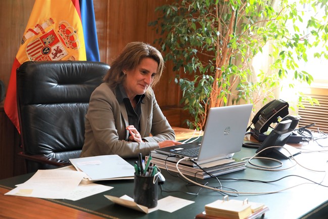 Ribera cree que puede haber fabricación de baterías en otras zonas de España además de en Cataluña