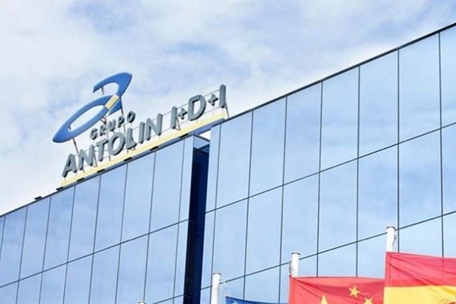 Moody's mantiene la calificación de Grupo Antolin en 'B3', pero mejora su perspectiva a 'estable'