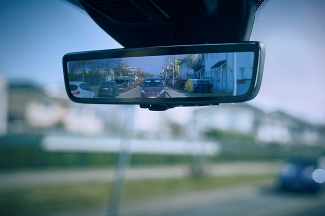Ford ofrece el 'Smart Mirror' en los Transit y Transit Custom y lo instala en versiones anteriores
