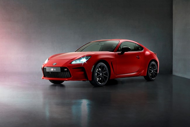 Toyota muestra su GR 86, el deportivo que complementa su gama GR junto al Supra y al Yaris