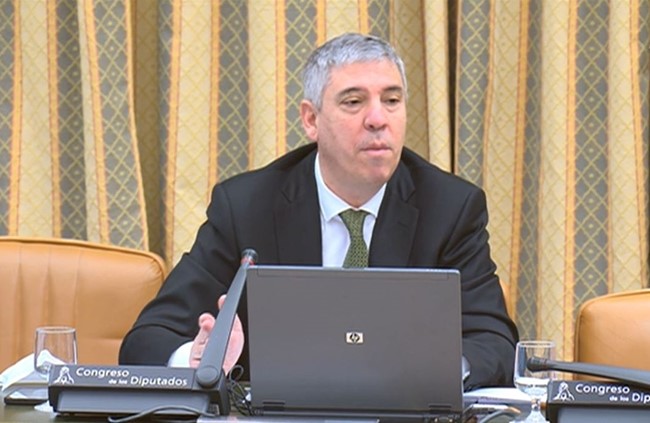 Anfac pide "neutralidad tecnológica" y dice que los coches de combustión actuales emiten un 90% menos