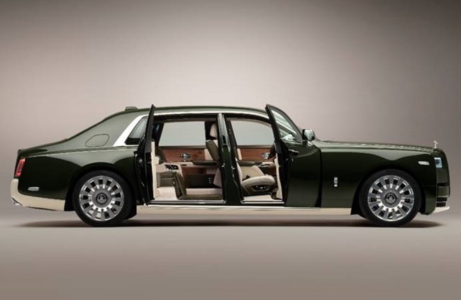 Rolls-Royce crea en colaboración con Hermès el Phantom Oribe a medida para un empresario japonés