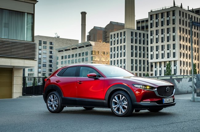 Mazda revisa sus previsiones al alza y espera triplicar su beneficio en su año fiscal