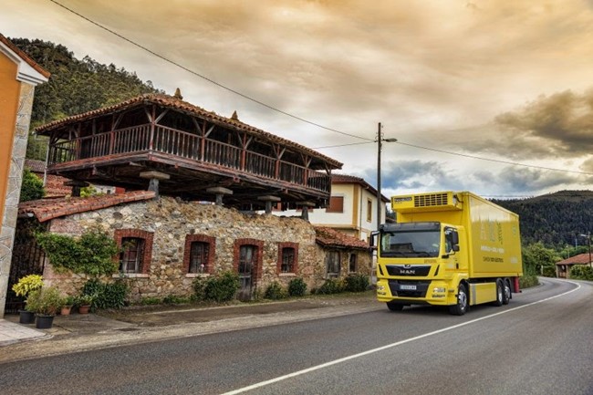 MAN trae a España un camión de distribución totalmente eléctrico, el primero en el 'retail' español
