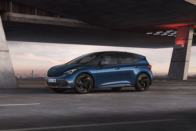 Cupra desvela el nuevo Born, el primer vehículo 100% eléctrico de la marca que llegará a final de año