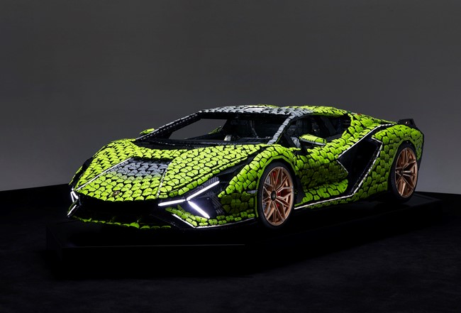 Grupo Lego construye un Lamborghini Sián FKP 37 a tamaño real con 400.000 unidades de sus piezas