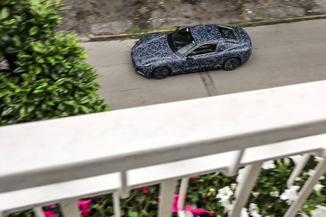 Maserati ya prueba por las calles de Módena (Italia) su primer modelo 100% eléctrico