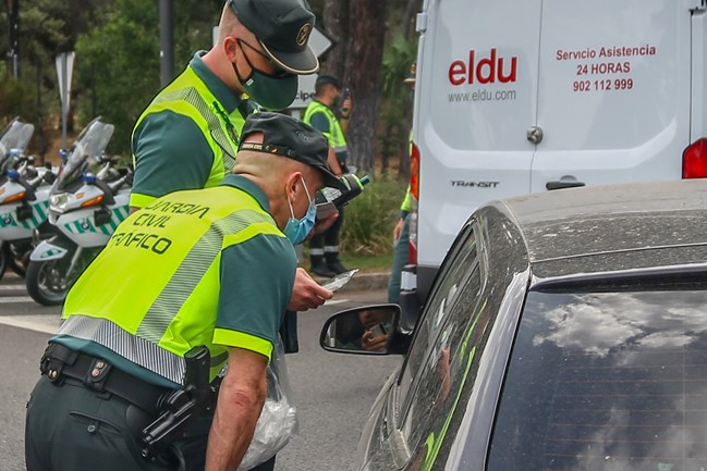 Tráfico intensifica los controles de alcohol y drogas a conductores ante el aumento de siniestros