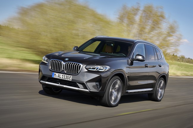 BMW renueva sus X3 y X4, con un nuevo diseño, más equipamiento y una estructura de gama optimizada