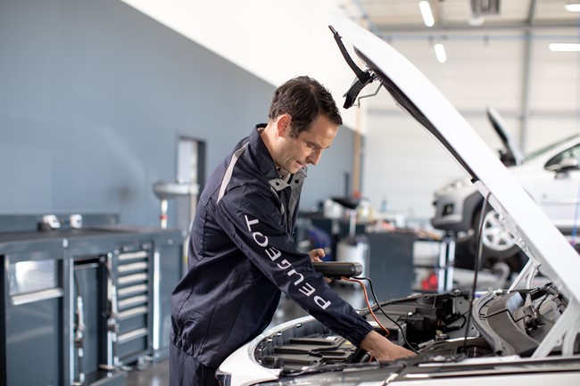 Unos 650.000 clientes de Peugeot cuentan con Telemaintenance, su servicio de postventa conectado