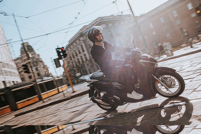 Mandelli se hace con el control de la firma de accesorios para motos Tucano Urbano