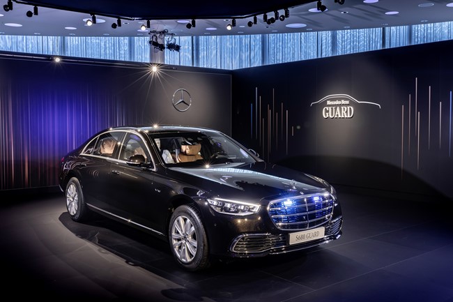 Mercedes-Benz presenta el S 680 GUARD 4MATIC, un blindado con tracción total desde 457.100 euros