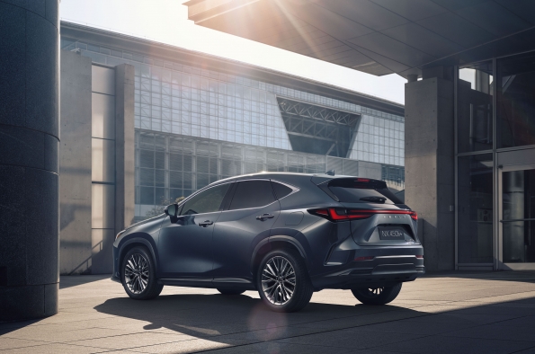 Lexus presenta su modelo NX, un vehículo centrado en una experiencia de conducción confortable