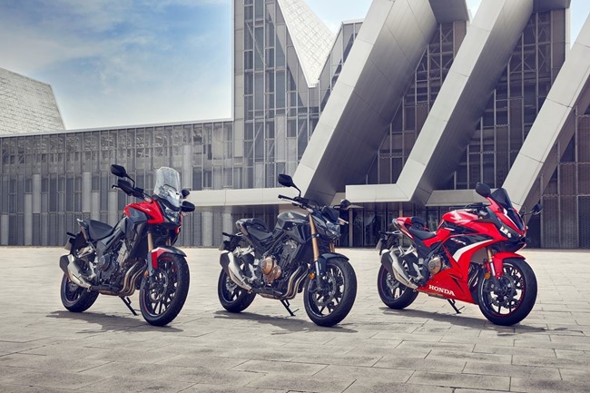 Honda actualiza la gama CB500 para 2022 con nuevos ajustes en el motor y componentes