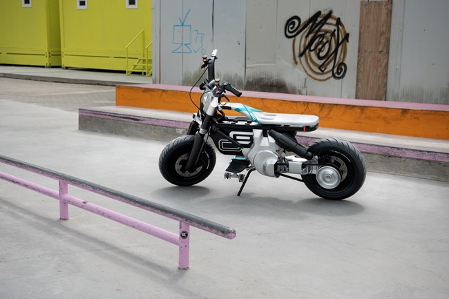 BMW Motorrad presenta un prototipo de moto eléctrica urbana que pueden conducir los mayores de 16 años