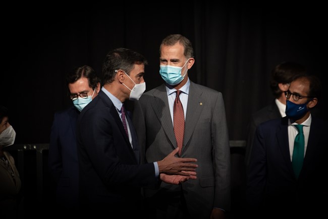 Sánchez anuncia el lanzamiento de un Moves de 50 millones para renovar flotas de más de 500 vehículos