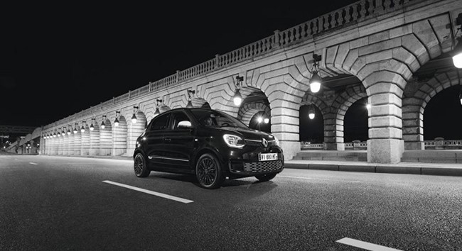 Renault presenta un modelo de serie limitada, el Twingo Urban Night, que llegará en enero de 2022