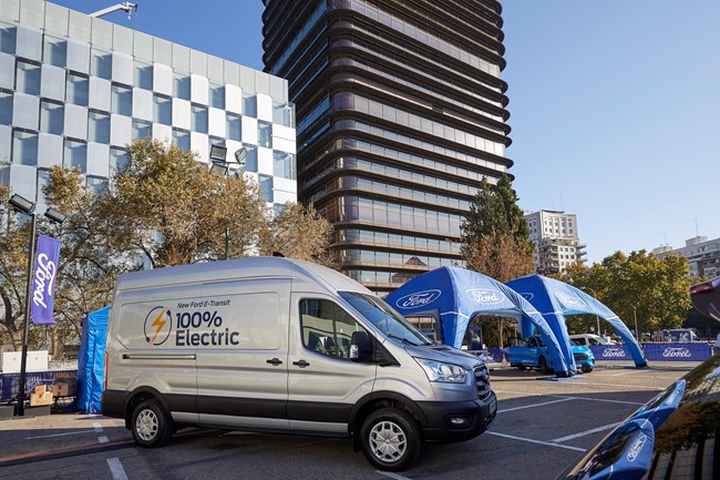 Ford presenta su gama electrificada de turismos y comerciales en el evento 'Acercando el Mañana'