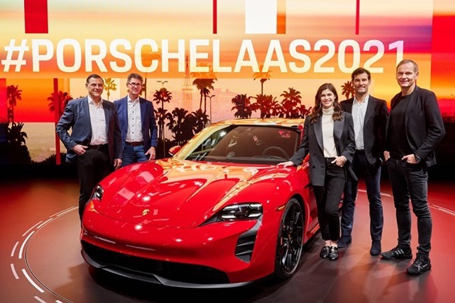 Porsche presenta cinco nuevos modelos con versiones electrificadas en el Salón de Los Ángeles