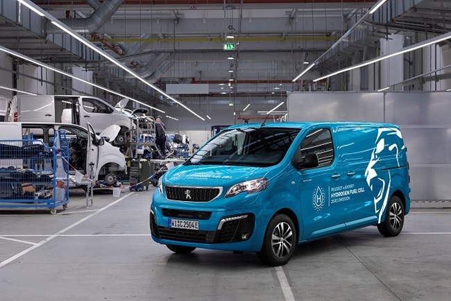 Peugeot inicia la producción del e-Expert Hydrogen, el primer vehículo de producción de hidrógeno