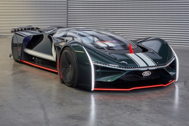 Ford presenta por primera vez en España su coche de competición virtual en el evento Gamergy