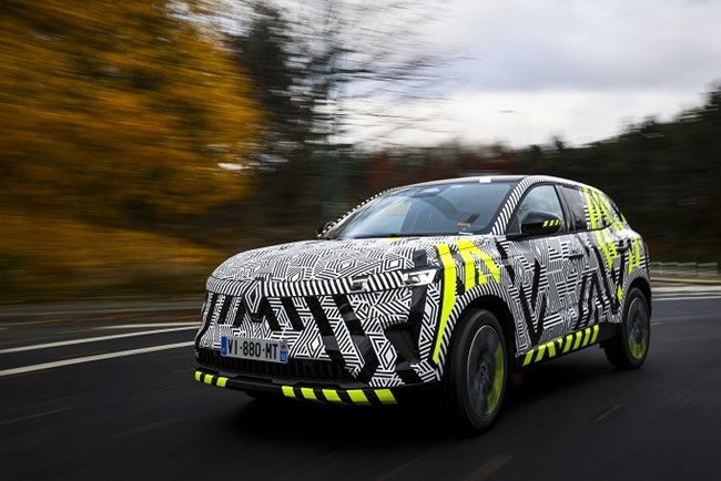 El Renault Austral, que se fabricará en Palencia, entra en su última etapa de desarrollo