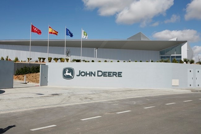 John Deere abrirá un 'hub' de innovación en su sede en España