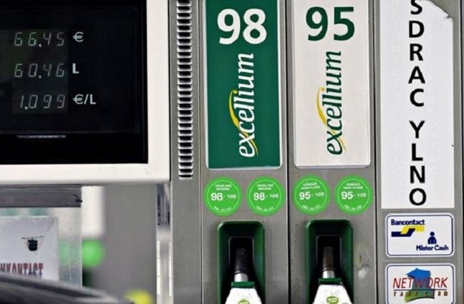 ACEA defiende el motor de combustión como una solución para la movilidad "durante muchos años"