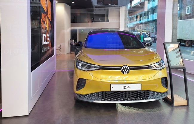 El precio de los coches registra en febrero la mayor subida desde abril de 1996 y se eleva al 4,7%