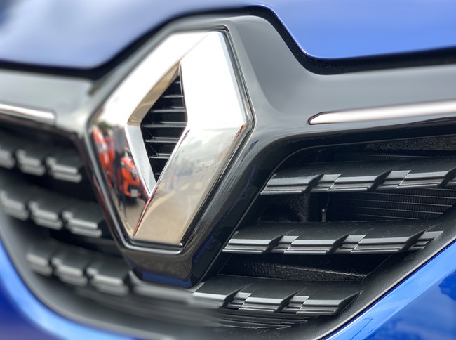 Renault convoca a sindicatos de Valladolid para una "modificación sustancial" en la línea de motores