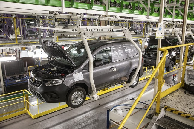 Renault comunica nuevas paradas en la segunda quincena de abril en Palencia y Valladolid