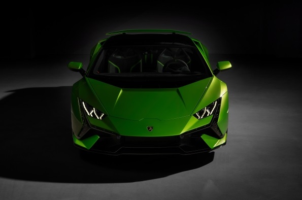 Lamborghini muestra el nuevo Huracán Tecnica, con hasta 640 caballos