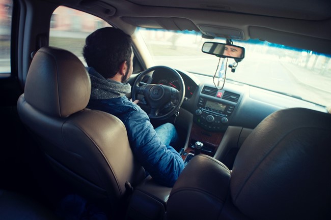 Una conducción "eficiente" podría suponer un ahorro de hasta 100 euros al año, según Hello Auto
